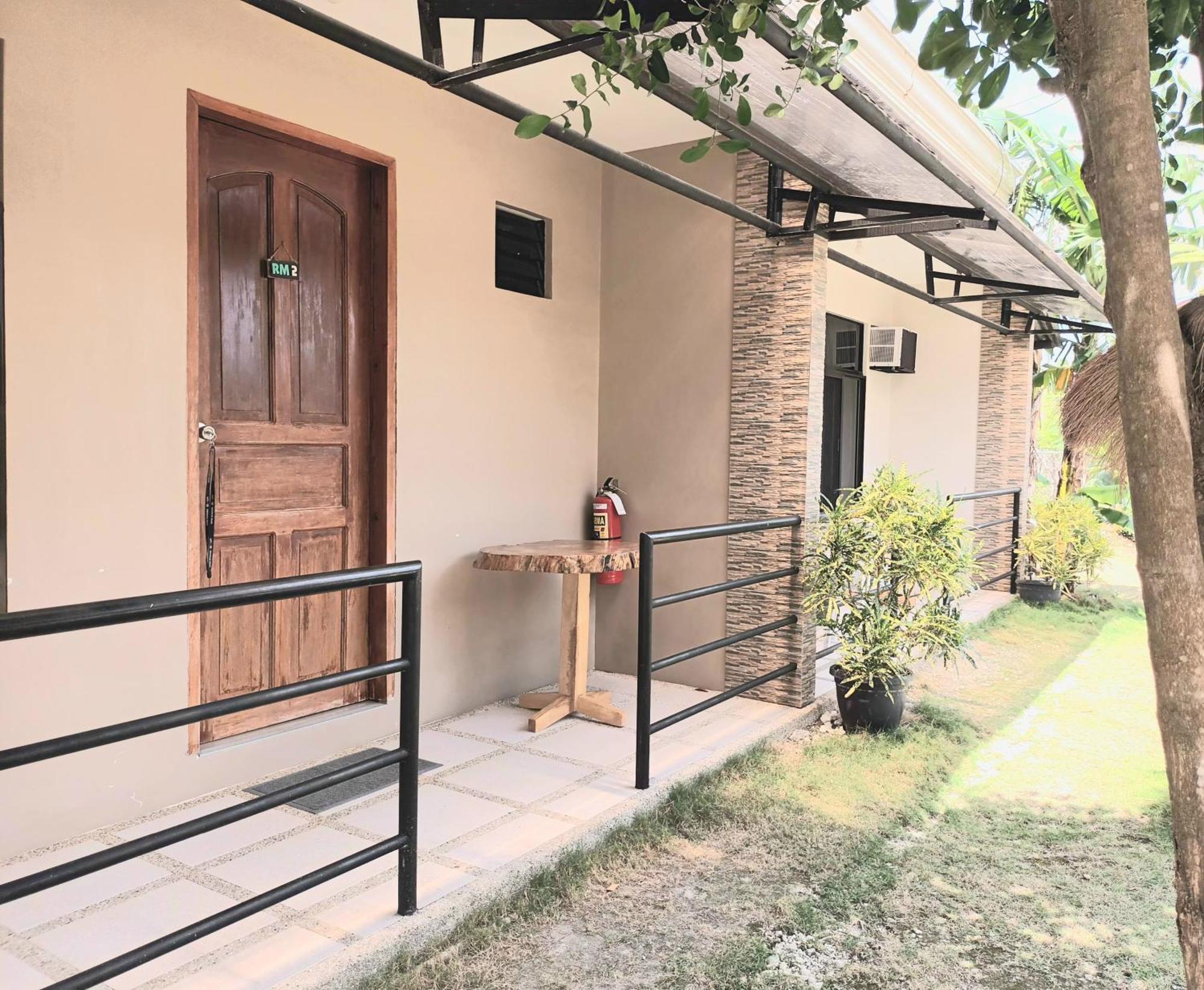 Grae’s Apartelle Moalboal Exterior foto