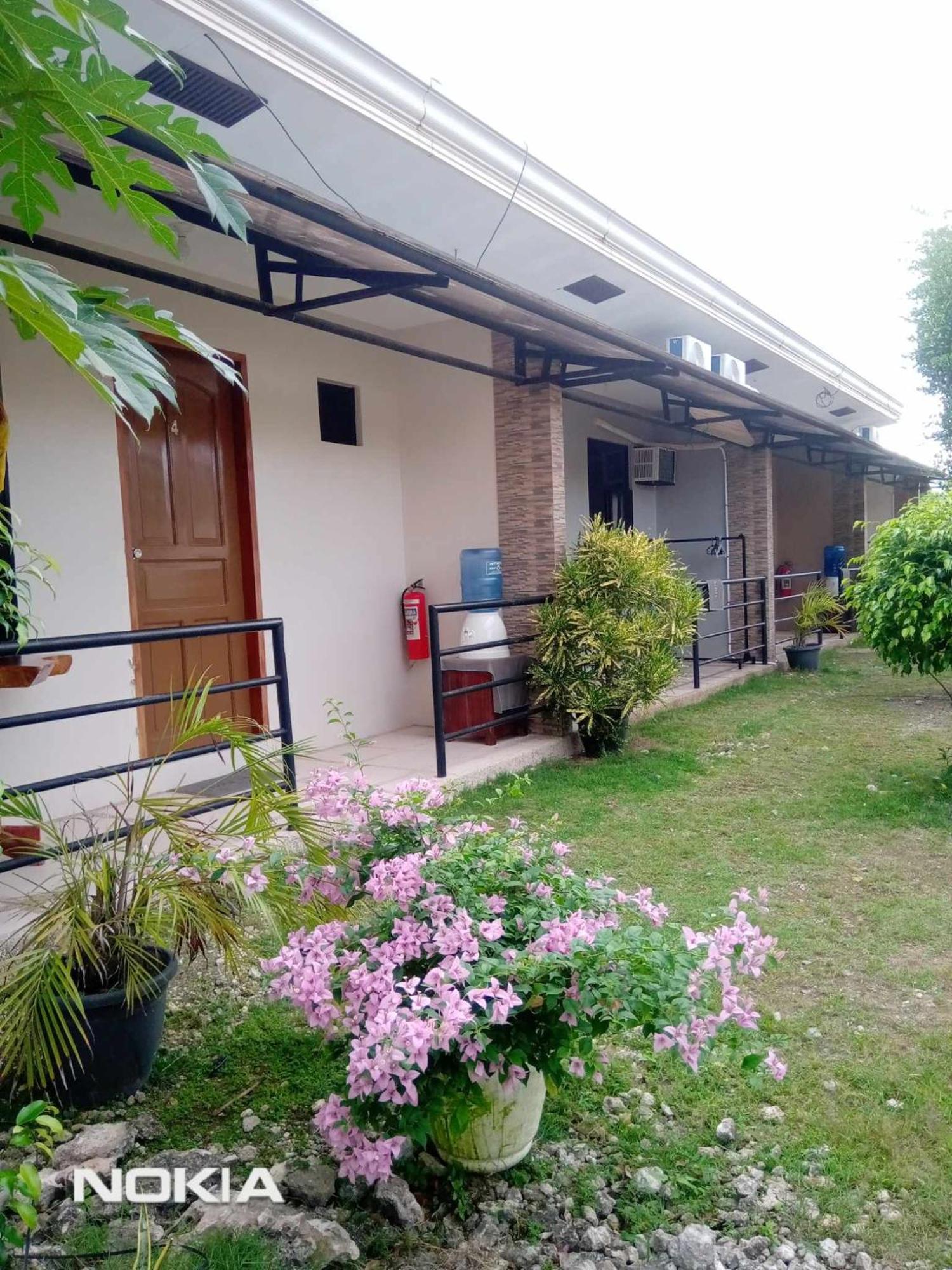 Grae’s Apartelle Moalboal Exterior foto